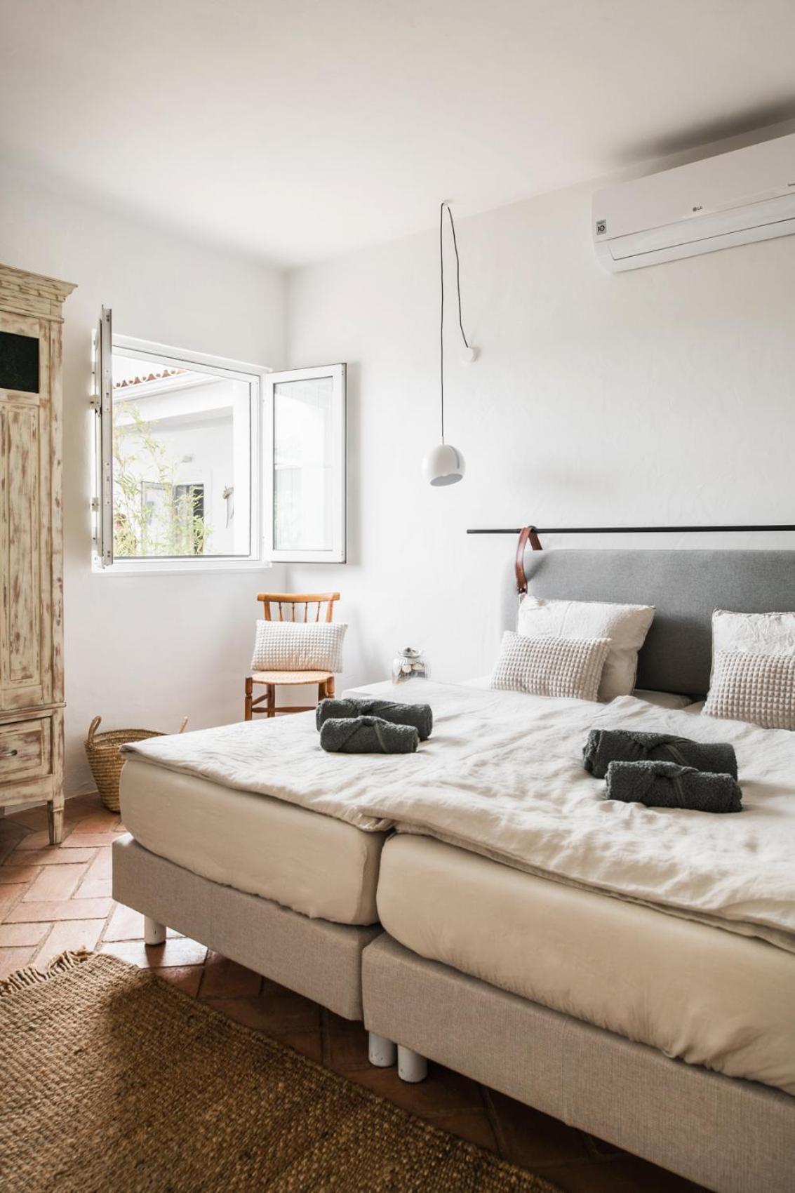 Casa Kalu Bed & Breakfast Сао Брас де Алпортел Стая снимка